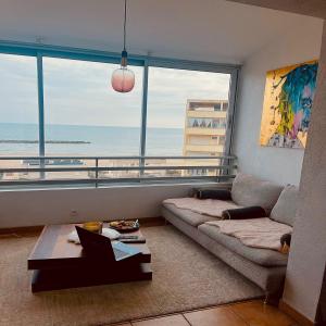 Zdjęcie z galerii obiektu Charmant T3 vue mer, moderne et tout équipé w mieście Valras-Plage