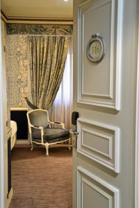 Posezení v ubytování Carlton Lausanne Boutique Hôtel