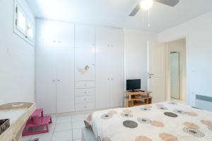 Gallery image of Overlooking Sea Maisonette With BBQ For 7 Ppl in Kóstos +27 photos