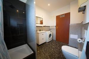 Ένα μπάνιο στο Wyspa Uznam - DOMEK KARSIBÓR +16 φωτογραφίες