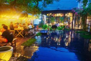 北京遇花园休闲度假民宿餐厅或其他用餐的地方