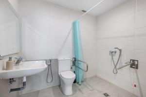 Kúpeľňa v ubytovaní Apartamentos Realejo Granada Centro 3000