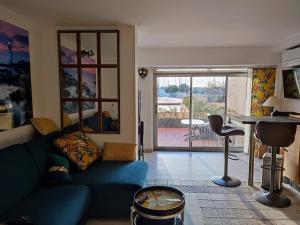 Posedenie v ubytovaní Magnifique appart neuf 6 pers CLIMATISE grande terrasse amenagee