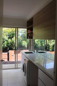 Devon MeadowsGuesthouse In Botanic Ridge.的相册照片