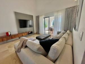Posezení v ubytování Luxury apartment on the Golf course - Punta Cana