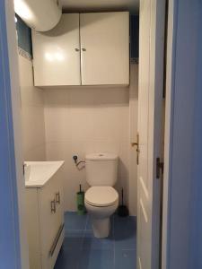 Un baño de Apartamento 2 habitaciones en Benalmádena