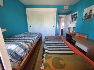 Una cama o camas en una habitación de Apartamento 2 habitaciones en Benalmádena 23 fotos más