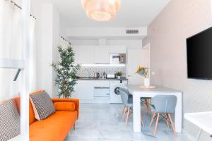 Kép Downtown Duplex with Jacuzzi & Private Terrace szállásáról Sevillában a galériában