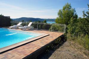 Gallery image of Hotel Les Cavalets in Bauduen