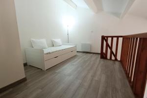 Afbeelding uit fotogalerij van Spacious sea view apart at 50m from the beach in Bandol