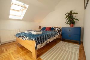 Spacious, central and luxury flat with great view!客房内的一张或多张床位