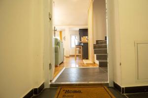 诺维萨德Spacious, central and luxury flat with great view!的相册照片