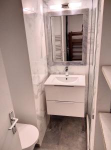 Kúpeľňa v ubytovaní Résidence Graziella Studio 426