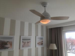 Zdjęcie z galerii obiektu Apartament Marine Holiday Elbląg - winda -Parking w HALI GARAŻOWEJ -GRATIS -Business stays w Elblągu