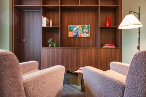 Posezení v ubytování MoLo Suites