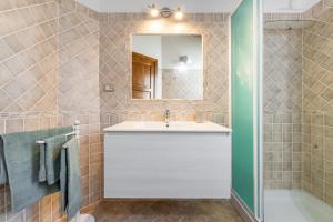 A bathroom at Girasole