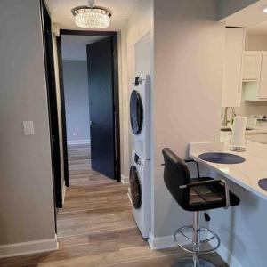 Gallery image of Affordable One Bedroom Rockford in Rockford