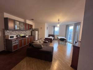 Kuchyňa alebo kuchynka v ubytovaní Apartamenty Centrum