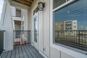 Μπαλκόνι ή βεράντα στο Your Lovely 2BD Whitestown