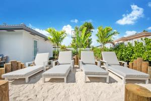 Κήπος έξω από το Grand 6BR Escape Resort Pool, Beach & Mini Golf L09