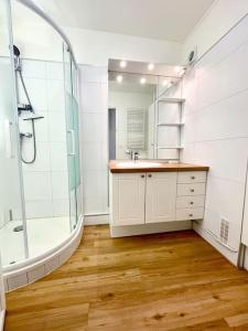 Fotografia z galérie ubytovania Grand appartement neuf F5 100m2 avec balcon v destinácii Rouen + 3 fotografie