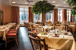 Restoran atau tempat lain untuk makan di Hotel Elbflorenz Dresden