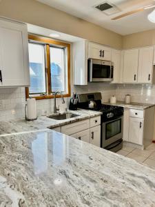 Imagen de la galería de Shore house on Pelican Island!, en Seaside Heights