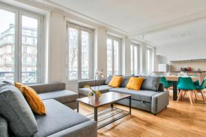 Posedenie v ubytovaní Appartement Quartier Le Marais 2 Free Netflix
