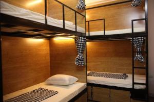 Postel nebo postele na pokoji v ubytování hostel 86 Hoang Mai