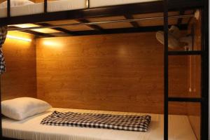 Postel nebo postele na pokoji v ubytování hostel 86 Hoang Mai