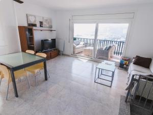 Kép CASA PARADIS - Casa adosada con vistas panorámicas y piscina en Llançà - ES-228-67 szállásáról Llançában a galériában Még 20 kép