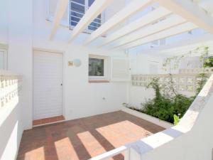 Balkón alebo terasa v ubytovaní Casa con Piscina, Tenis y Terraza con Barbacoa a 2 km del Centro y Playa de Roses - ES-228-101