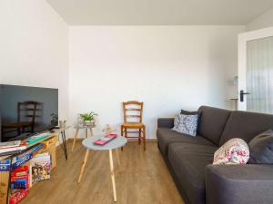 Zdjęcie z galerii obiektu Grand appartement 2 chambres avec terrasse à Saint-Jean-de-Luz - FR-1-4-667 w mieście Saint-Jean-de-Luz