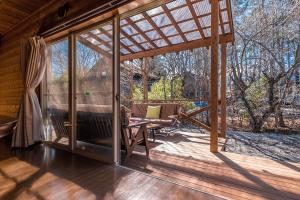 Ban công/sân hiên tại Stella Rental Villa Engawa House