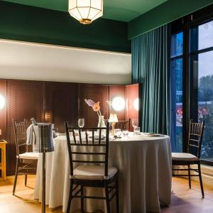 Et sittehjørne på The Chow Kit - an Ormond Hotel