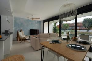 Posedenie v ubytovaní Prime Spanish Holidays - Marina Bay Apartment