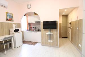 Kuchyňa alebo kuchynka v ubytovaní [Milan sweet home] Metro, Linate e Sky studio + 14 fotografií