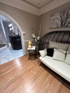 Posezení v ubytování Hotel Le Divona "au coeur de Divonne"