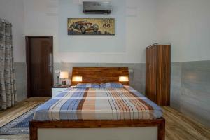 Foto dalla galleria di Luxury Farmhouse Stay, Pure Vegetarian- Santushti Farm, NCR a Tibri