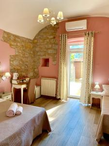 Postel nebo postele na pokoji v ubytování CERNAIA ROOM