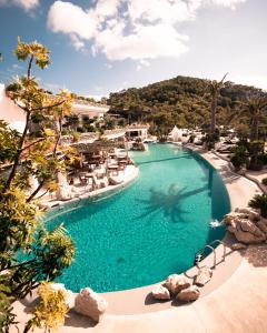 Výhled na bazén z ubytování Hacienda Na Xamena, Ibiza nebo okolí