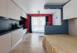 Kuchyňa alebo kuchynka v ubytovaní Studio Moderne à Tours