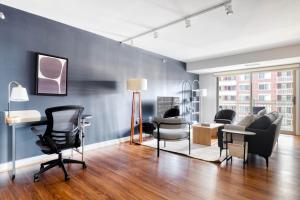 Gallery image of Ballston 2BR w concierge gym pool near Metro WDC-594 in Arlington