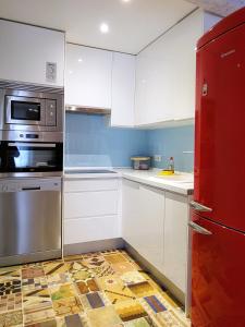 Кухня или кухненски бокс в Puerto Chico apartamento con parking