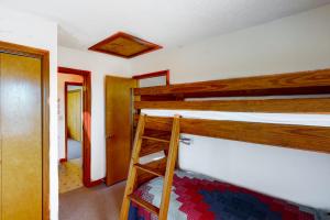Ein Bett oder Betten in einem Zimmer der Unterkunft Siren's Song #D7-HC