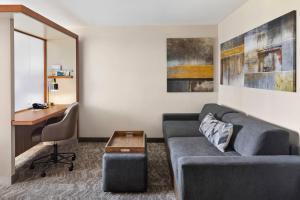 Posezení v ubytování SpringHill Suites Flagstaff + 18 fotografií