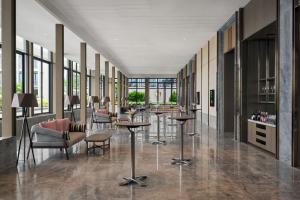 Restoran atau tempat lain untuk makan di Sheraton Cebu Mactan Resort
