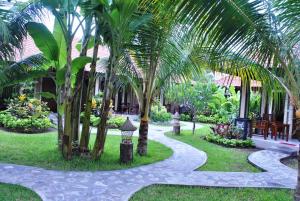 Zahrada ubytování Pondok Rahayu Guest House
