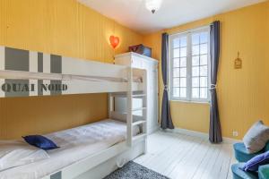 Posteľ alebo postele v izbe v ubytovaní Villa Proust - Welkeys