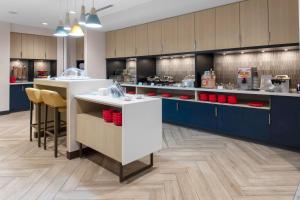 Dapur atau dapur kecil di TownePlace Suites By Marriott Dayton Wilmington